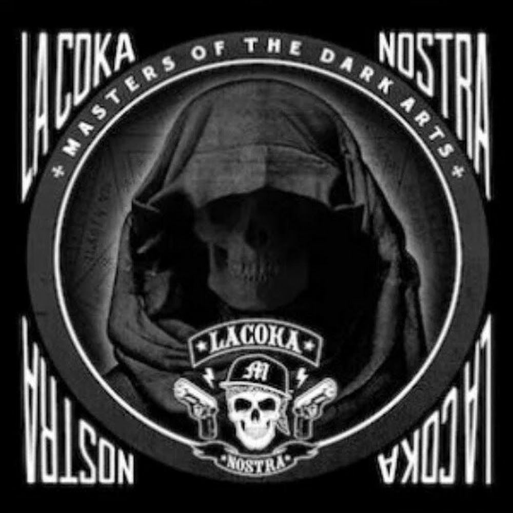 Meet your Posher, Tee